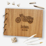 dřevěné fotoalbum